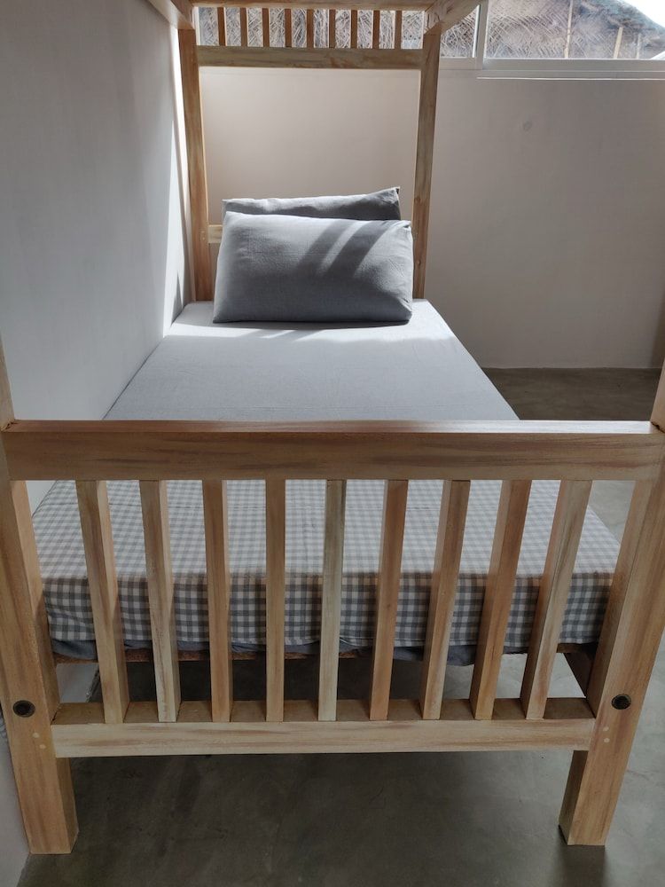 Dipndoze Standard Shared Dormitory 4