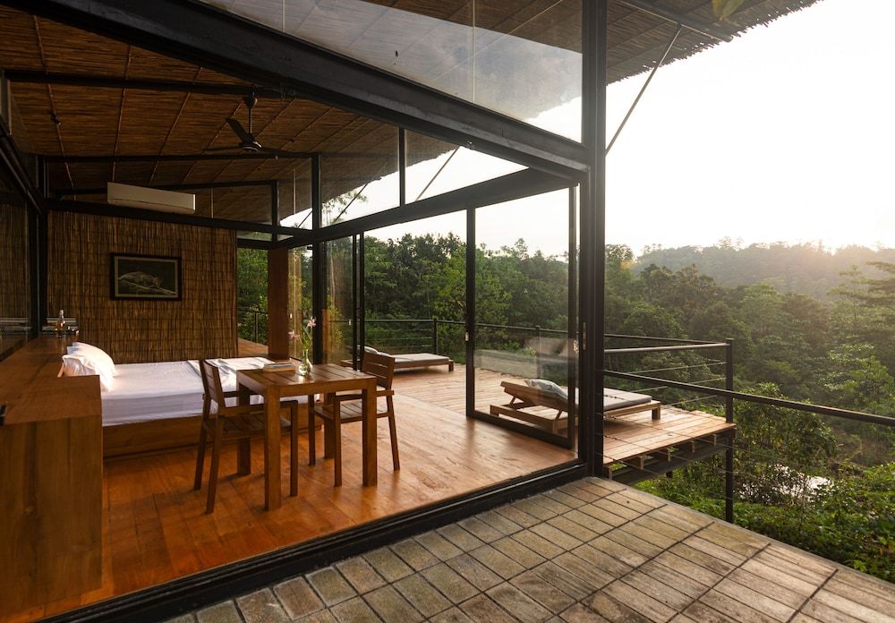 Kurunduketiya Private Rainforest Resort Luxury Villa, 1 Bedroom, Lakeside 2