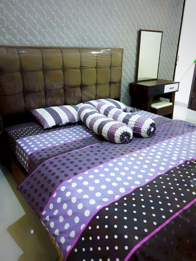 Homestay Gloria Jogja Exclusive House 13