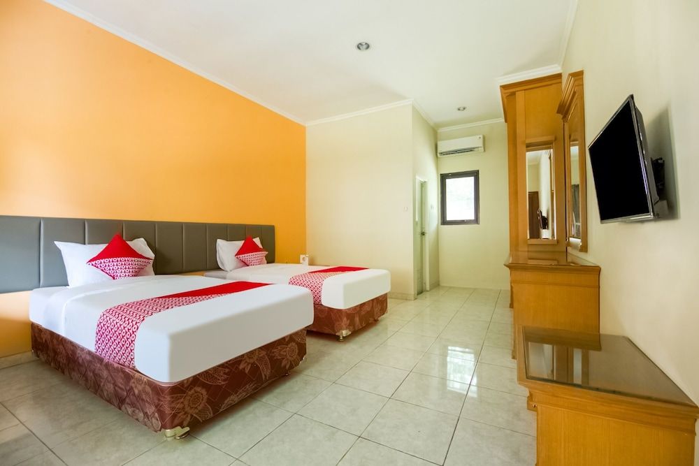 Hotel O Wisma Langen Werdhasih Deluxe Twin Room 5