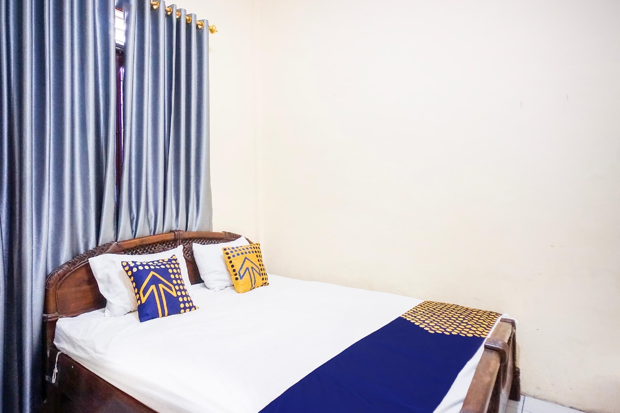 Double Room without Air Conditioning