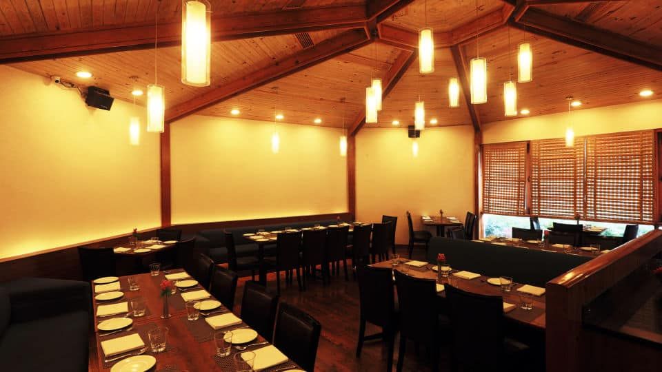 Food & Dining