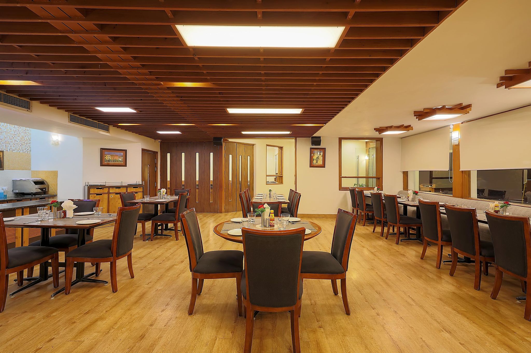 Food & Dining