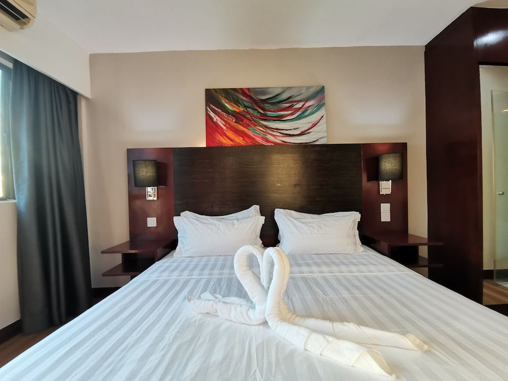 Executive Apartment (Lily)