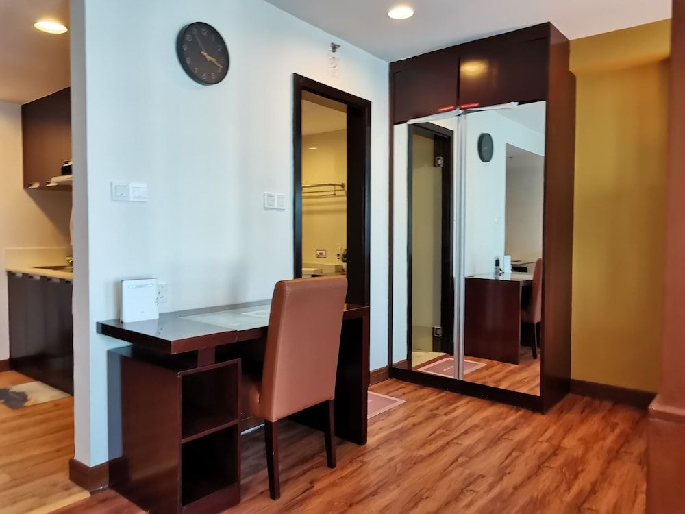 Family Apartment (Seraya)