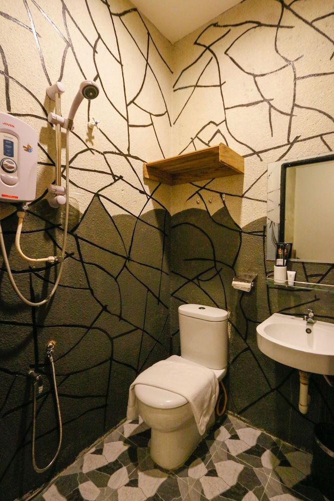 Anggun Hotel Superior Twin Room 7