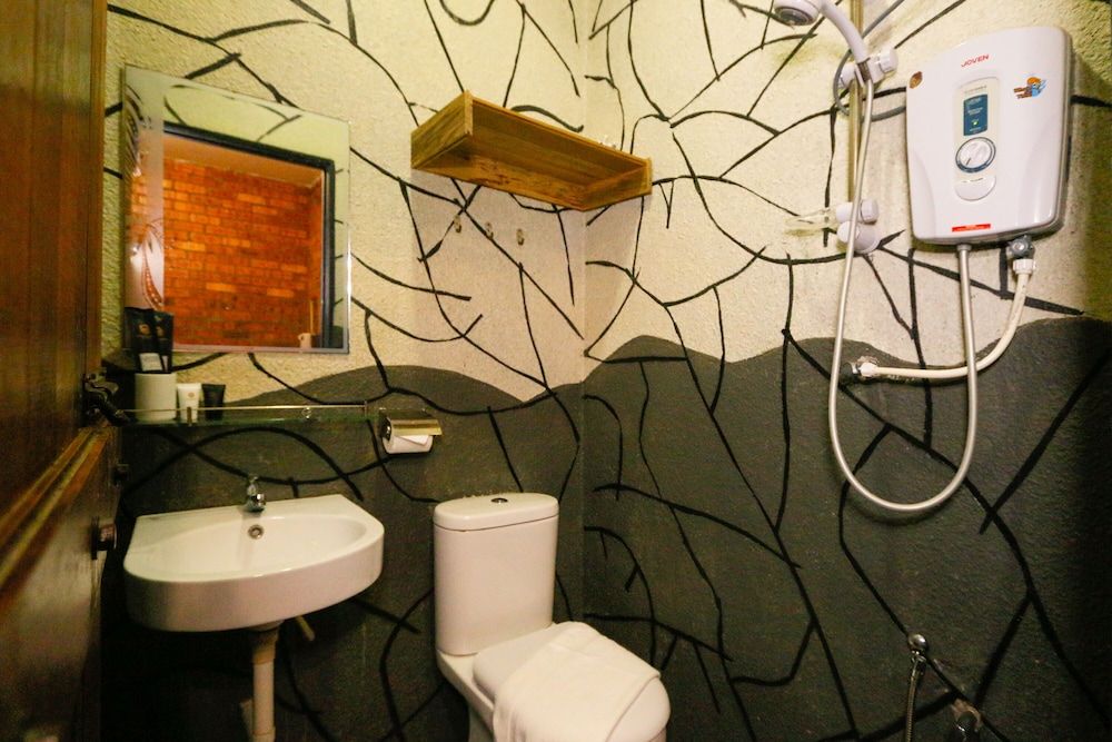 Anggun Hotel Superior Double Room 8