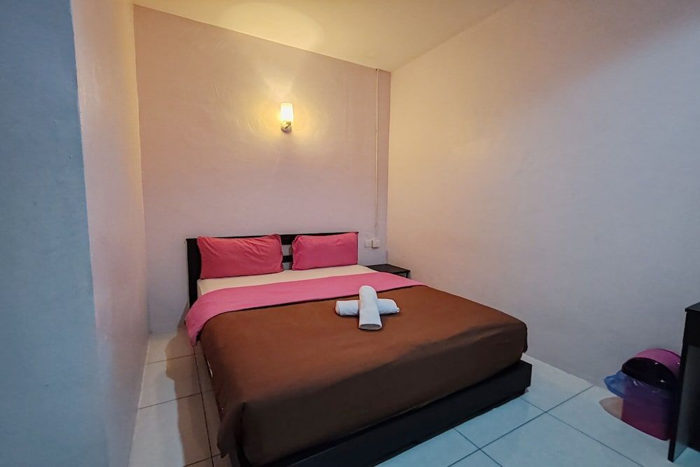 Hotel Kuang Hua Sitiawan Near To (UniKL-MIMET) Standard Room 2