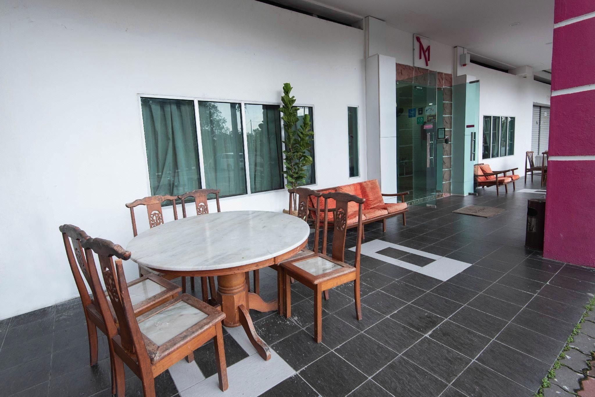 44f48ba6a85464f5777839709f8a1492