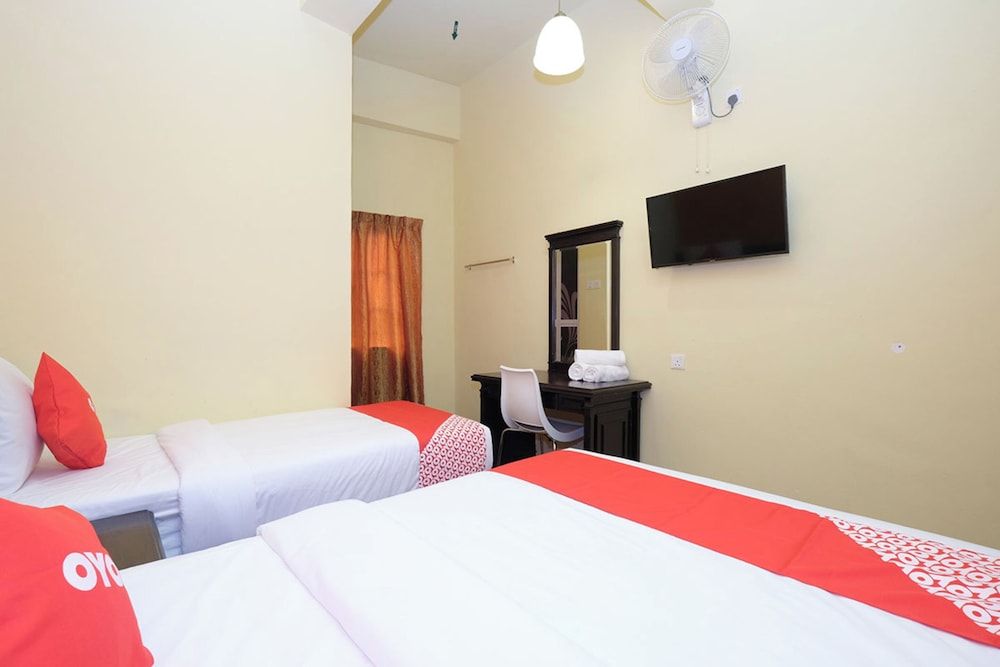 Hotel Tudor Cameron Highland Family Triple Room, Multiple Beds, Private Bathroom