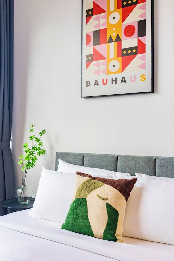 MARC Co - Living Deluxe Studio, City View 2