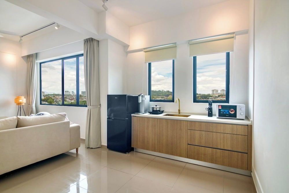 MARC Co - Living Comfort Apartment, 3 Bedrooms, Non Smoking, City View 16