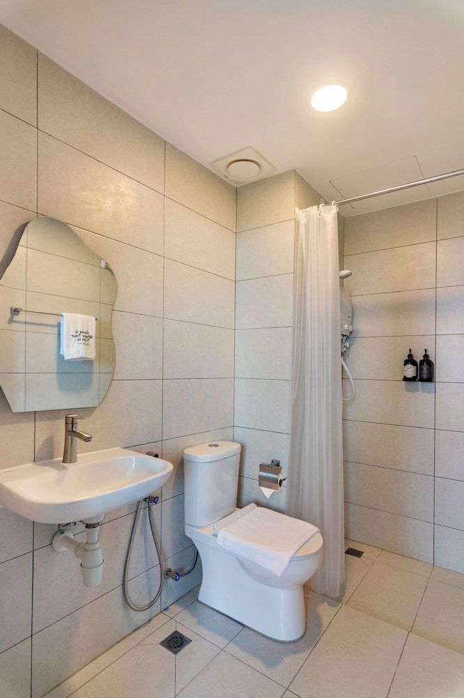 MARC Co - Living Comfort Apartment, 3 Bedrooms, Non Smoking, City View 11