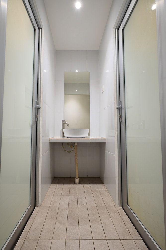 T Hotel Jalan Sultanah Deluxe Quadruple Room, Multiple Bedrooms, Non Smoking 4