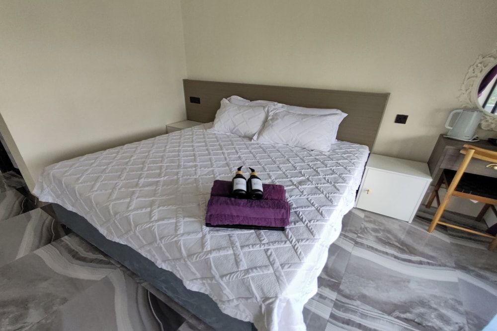 Grand Aeden Villa Deluxe Suite 2