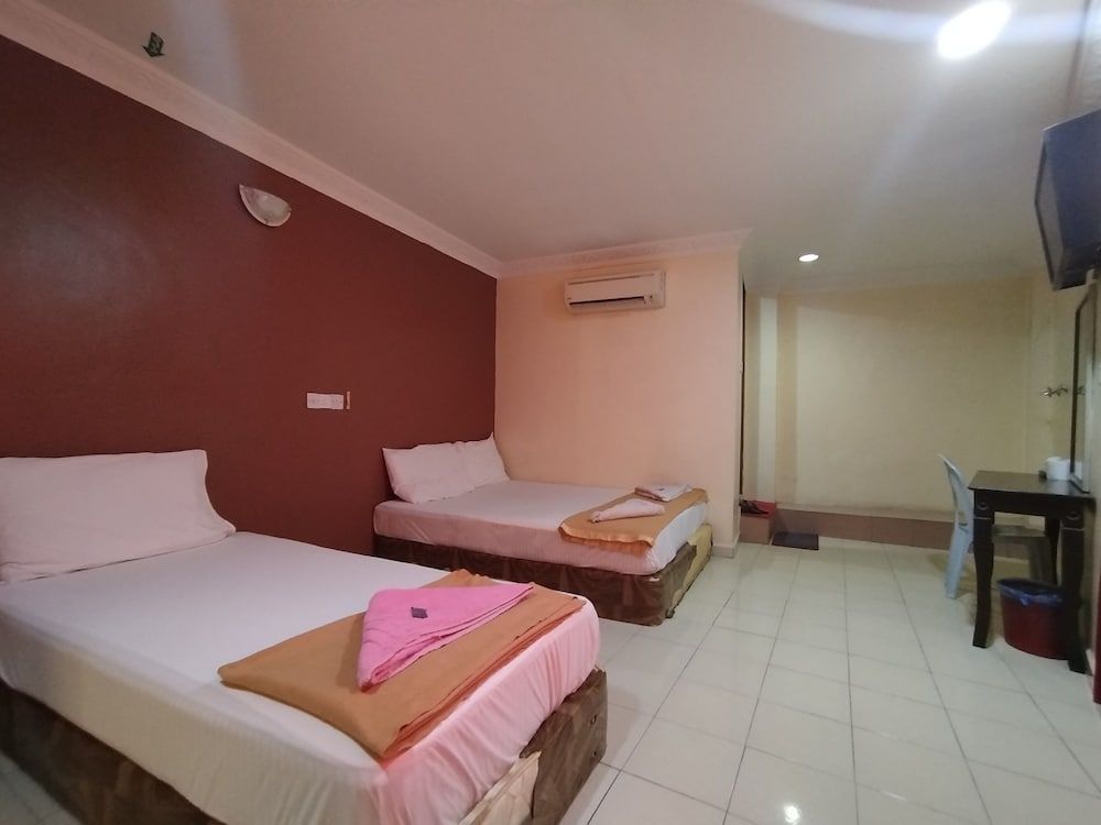 Sentosa Villa Hotel Family Triple Room 4