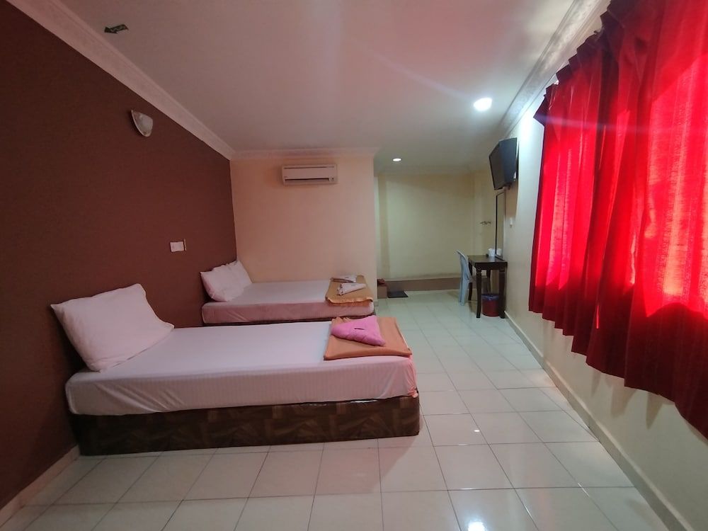 Sentosa Villa Hotel Family Triple Room 5