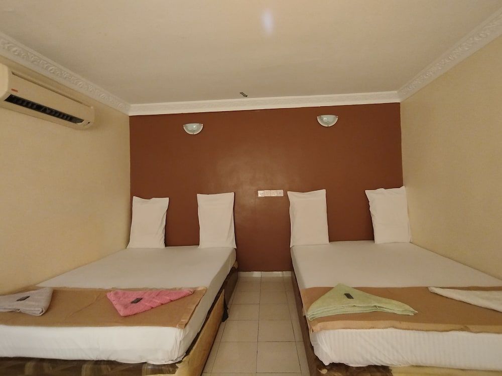 Sentosa Villa Hotel Family Quadruple Room 2