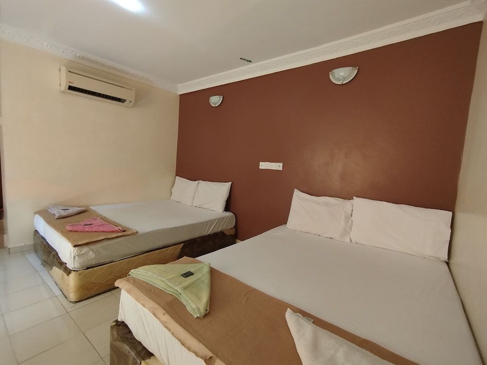 Sentosa Villa Hotel Family Quadruple Room 5