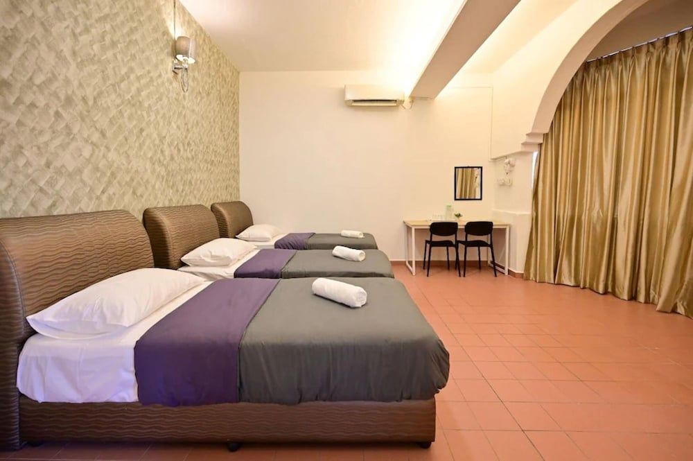 First Star Homestay Economy Triple Room