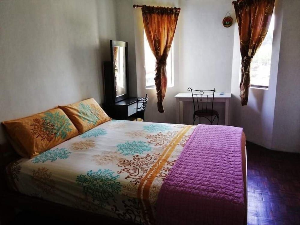 Traditional Apartment