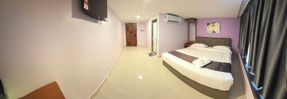 Enrich Hotel Semenyih by uBook Signature Double Room 2