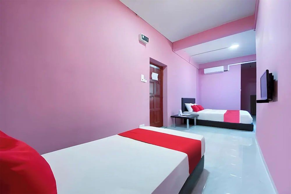 Coop Hotel Kangar Premium Triple Room 3