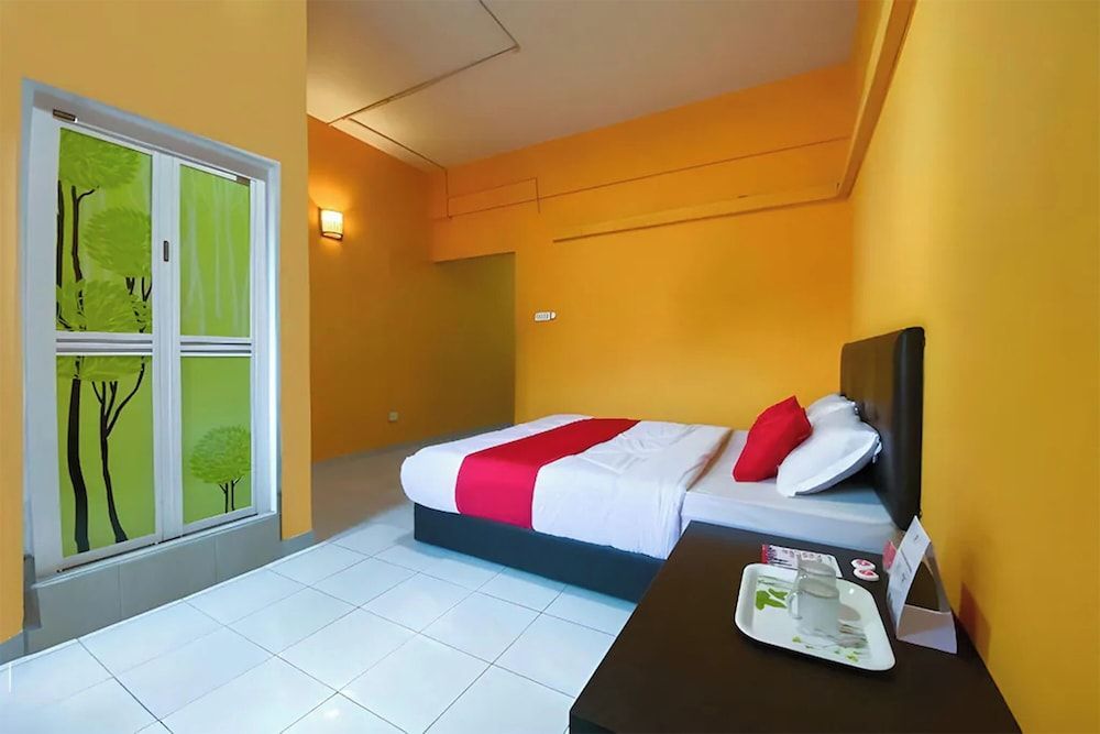 Coop Hotel Kangar Family Suite 6