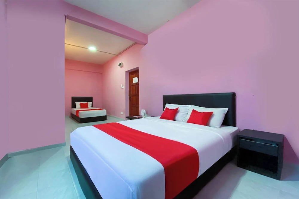 Coop Hotel Kangar Premium Triple Room 4