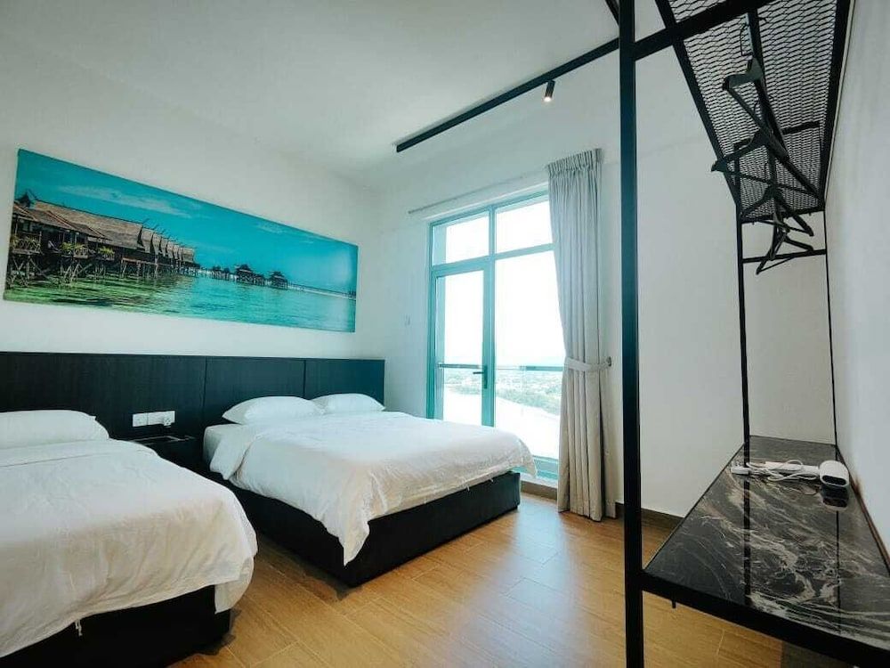 Superior Studio Suite, Multiple Beds, Balcony, Sea View