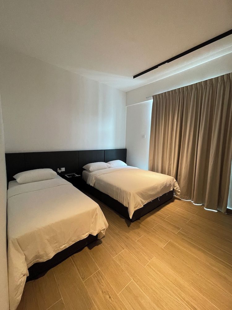 Superior Studio Suite, Multiple Beds, City View