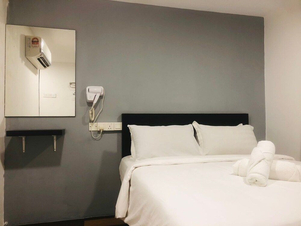 The Ardens Hotel-Taman Johor Jaya Standard Double Room, 1 Queen Bed