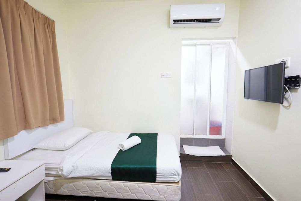 Twin Room, City View
