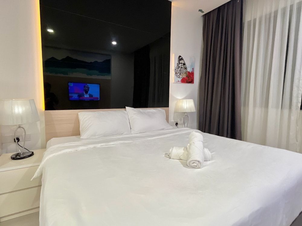 Grand Ion Delemen by Manhattan Group Apartment, 1 Bedroom 7