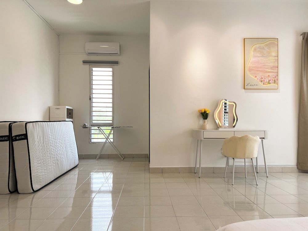 Corner House Puchong 18 pax Kid BBQ Family House, Patio, Corner 27