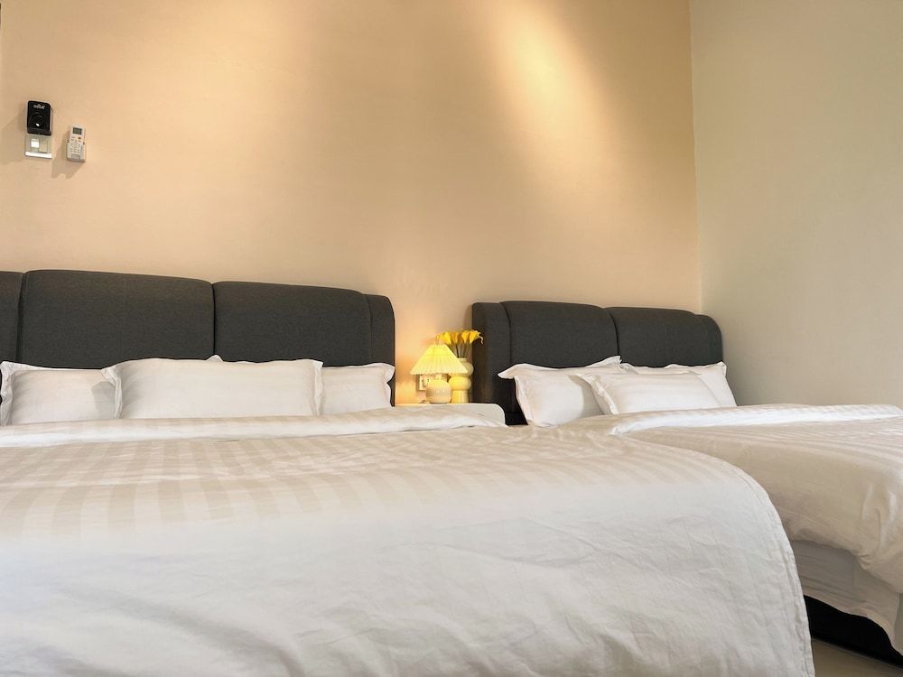 Corner House Puchong 18 pax Kid BBQ Family House, Patio, Corner 9