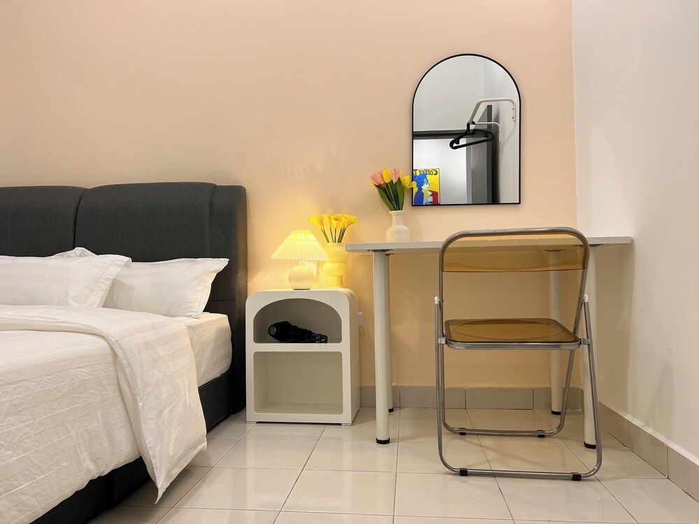 Corner House Puchong 18 pax Kid BBQ Family House, Patio, Corner 31