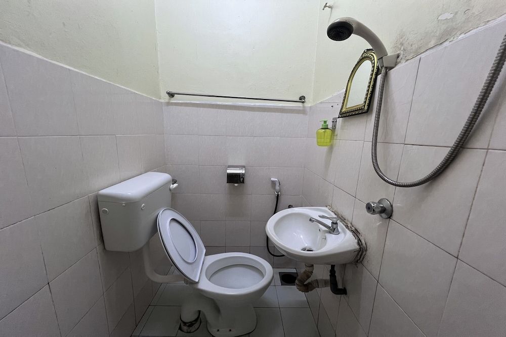 Seri Kemaman Inn, Chukai Terengganu Standard Room 5