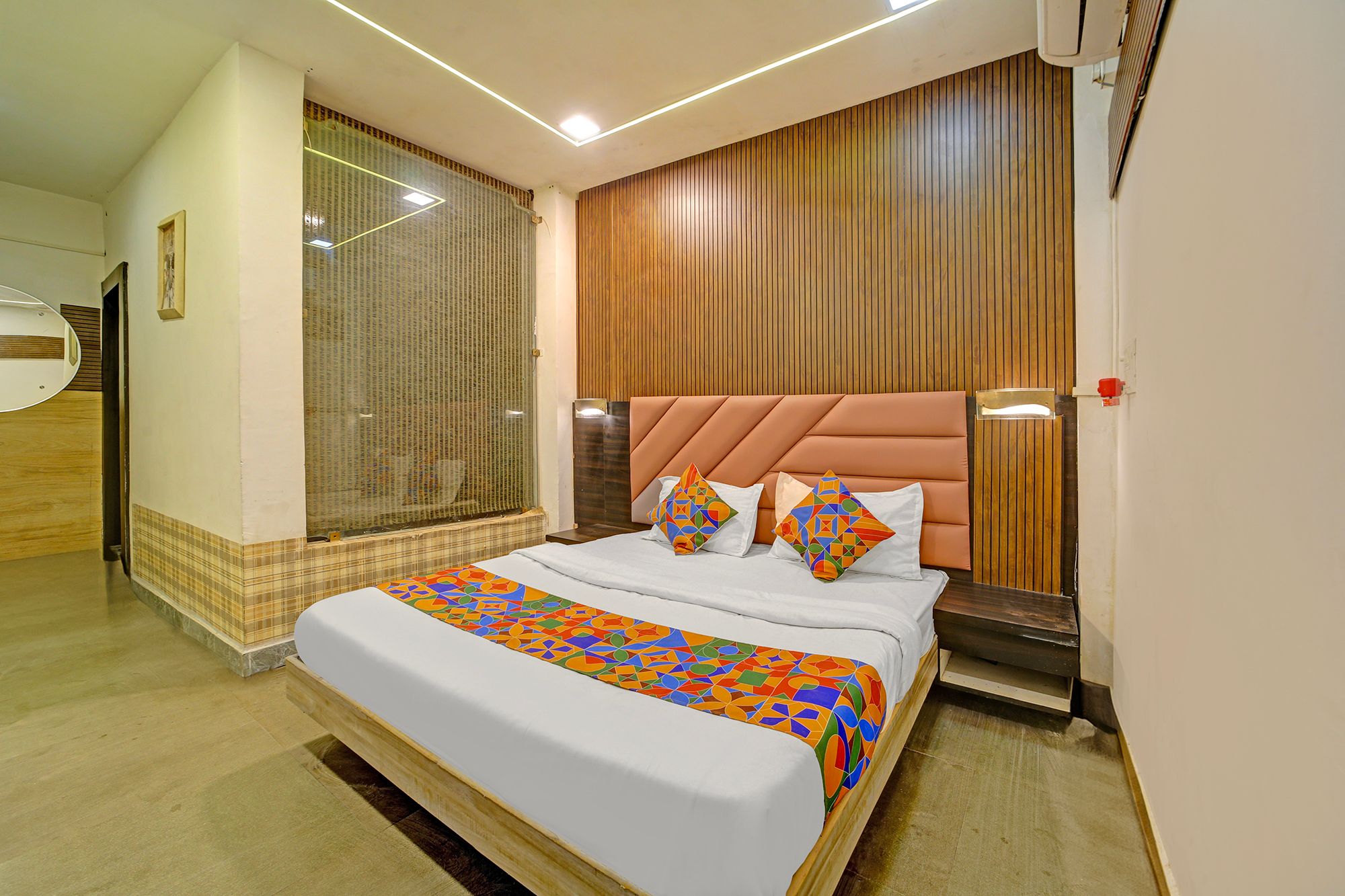 FabHotel Alexa Deluxe Room