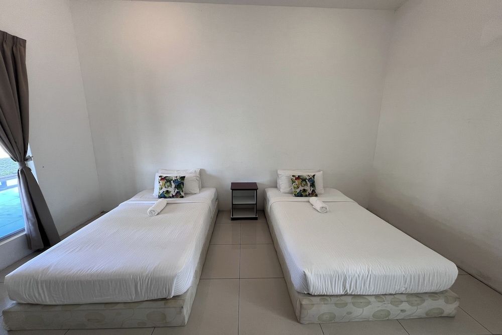 Jasa Resort Sungai Lembing Deluxe Twin Room 3