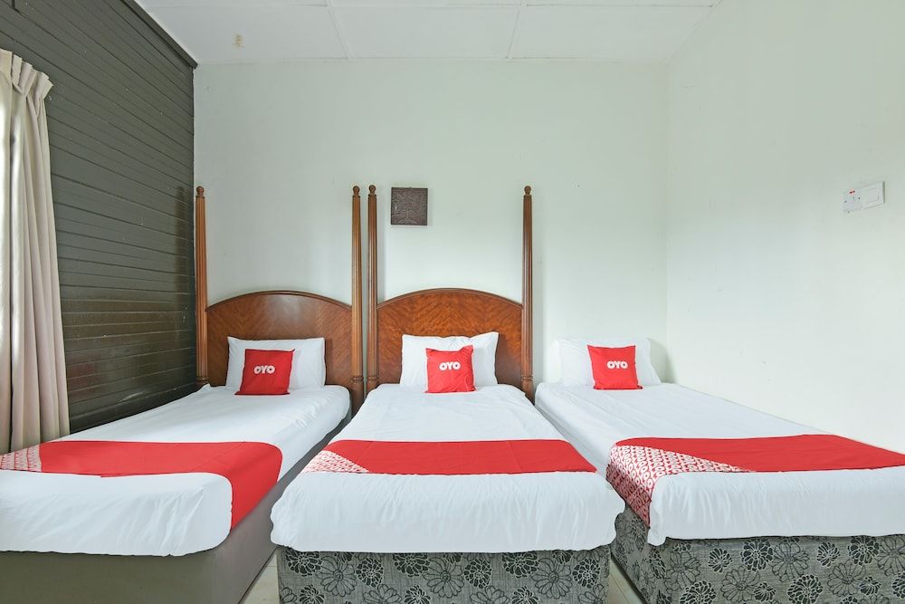 Hotel O Asiacamp Resort National Park Kuala Tahan Superior Triple Room 3