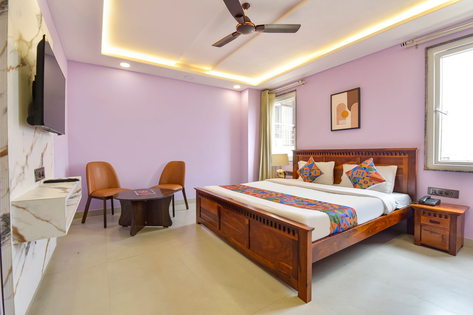 FabHotel Pink Palace Raja Park Deluxe Room