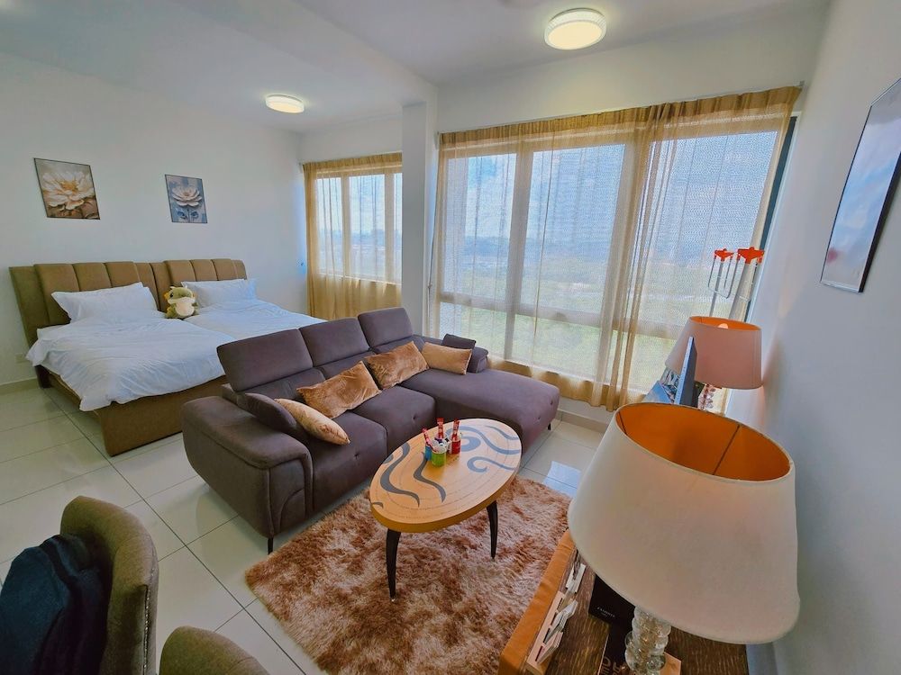 Comfy Kiara Plaza Semenyih Broga Hill Sd Comfort Apartment, City View 9