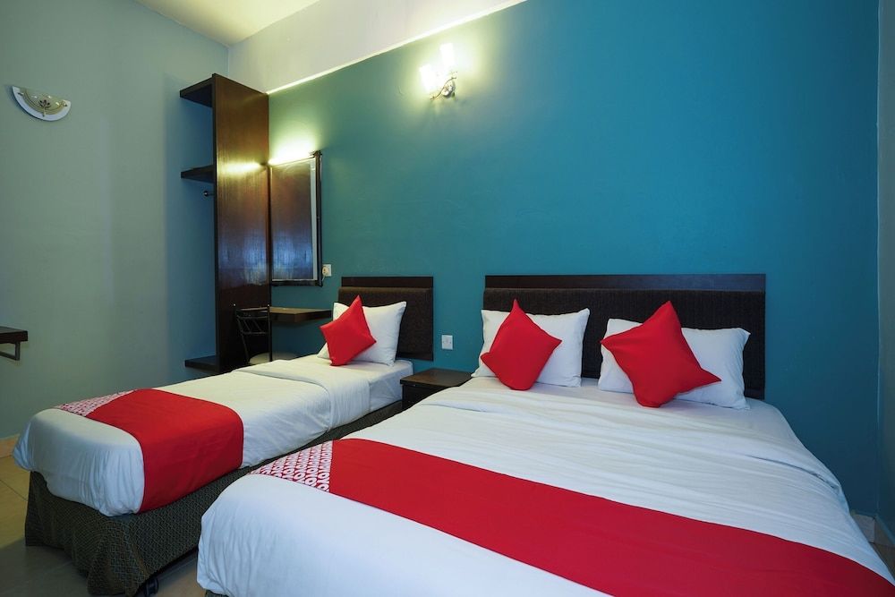 Dancenter Near Shell Jalan Iskandar Shah, Orchard Superior Suite 3