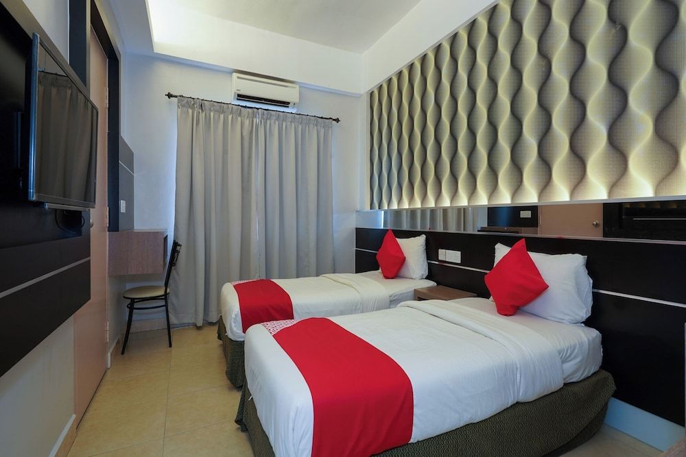 Dancenter Near Shell Jalan Iskandar Shah, Orchard Deluxe Twin Room 5
