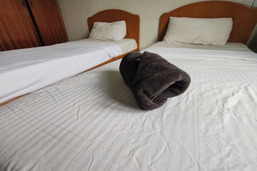 Hotel Check Inn 2 Cameron Highlands Standard Twin Room 3