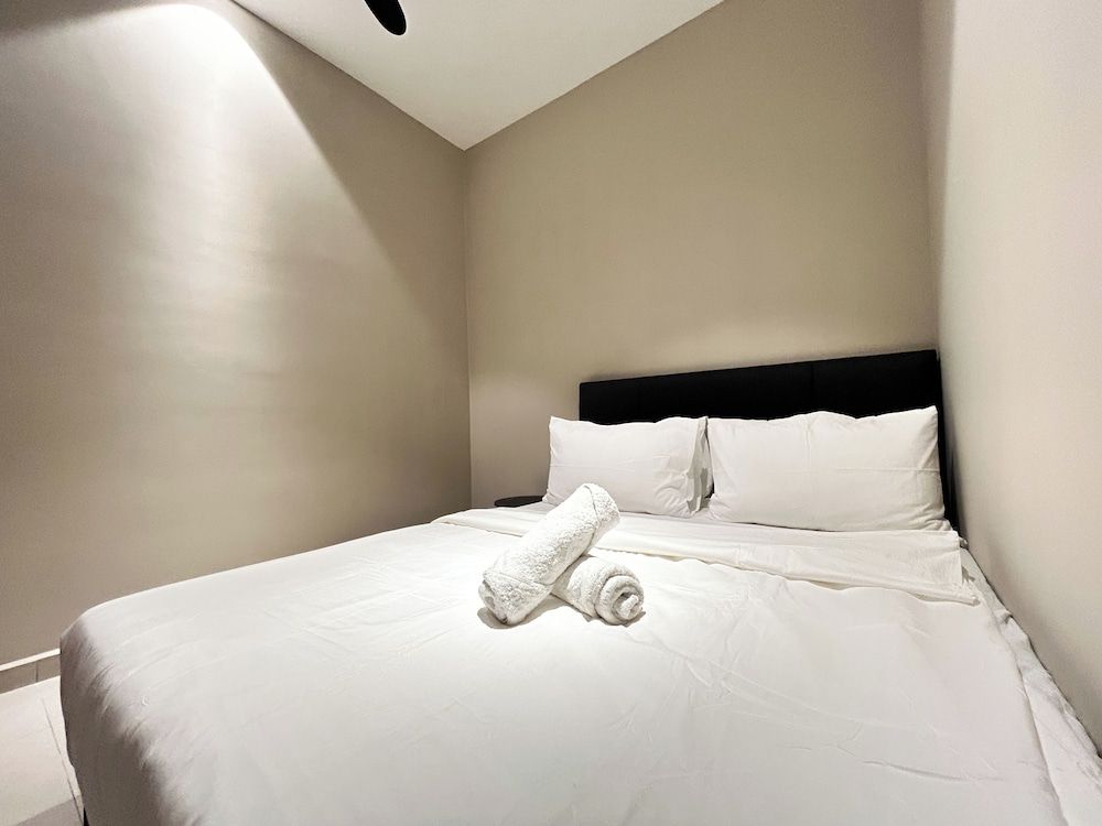 The Paxtonz by Manhattan Group Apartment, 2 Bedrooms 12