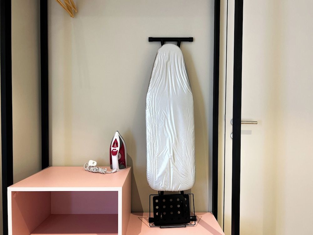 The Paxtonz by Manhattan Group Apartment, 2 Bedrooms 22