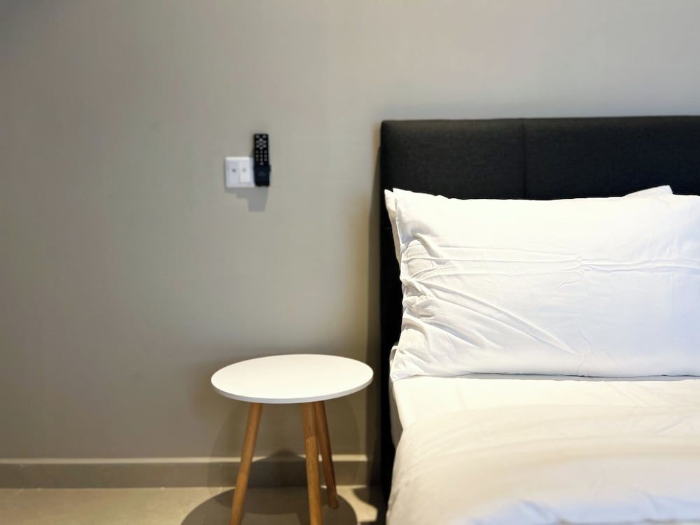 The Paxtonz by Manhattan Group Apartment, 2 Bedrooms 2