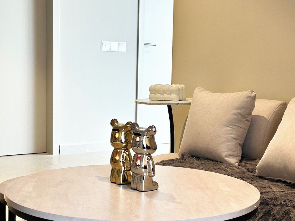 The Paxtonz by Manhattan Group Apartment, 2 Bedrooms 31